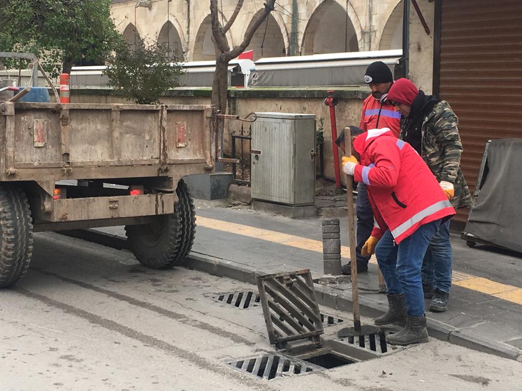 MAZGALLAR HAFTA DA BİR GÜN TEMİZLENİYOR