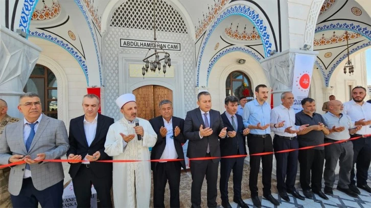 Abdulhamithan Camii muhteşem bir şekilde açıldı