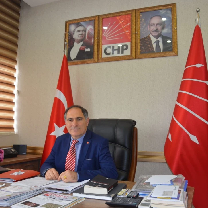 CHP Kilis Merkez İlçe Başkanı Ahmet Geloğlu : "30 Ağustos Zaferi, Türkiye Cumhuriyeti’nin temelinin atıldığı zaferdir"