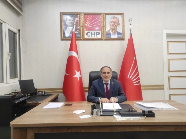 CHP Kilis Merkez İlçe Başkanı Geloğlu: “Belediyede çalışmayıp işe gelmeyenlerin çıkışını veriyoruz”