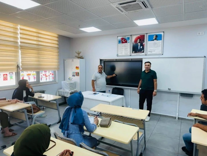 Eğitim Kurumları Yöneticilerine Gelişim Semineri Verildi