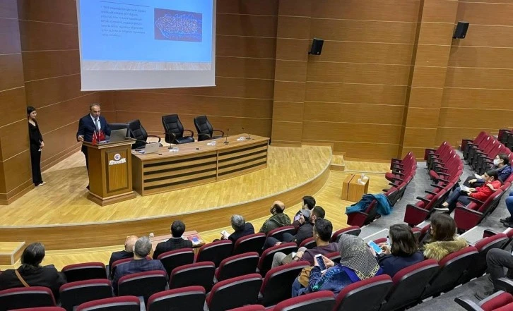 GAÜN’DE 'GÖÇ VE İSTİHDAM' KONFERANSI