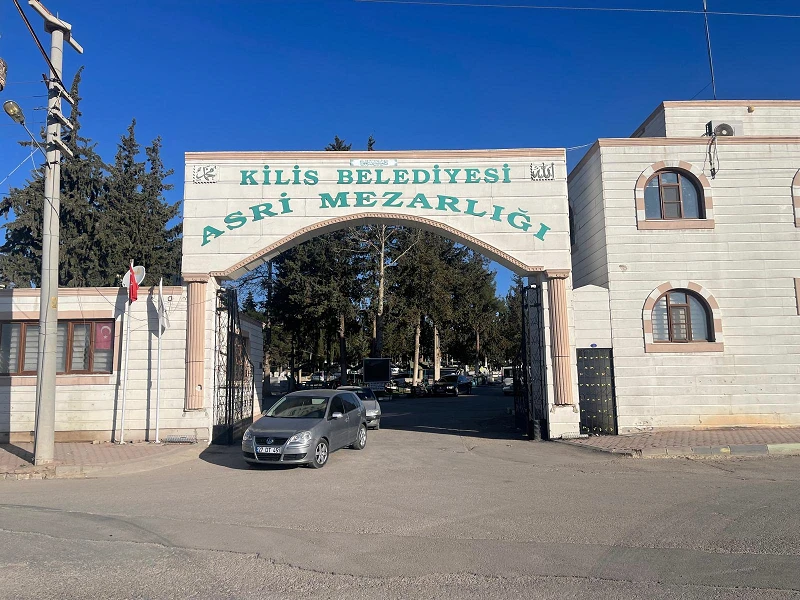 Kilis'te Mezarlıkta İlginç Olay 