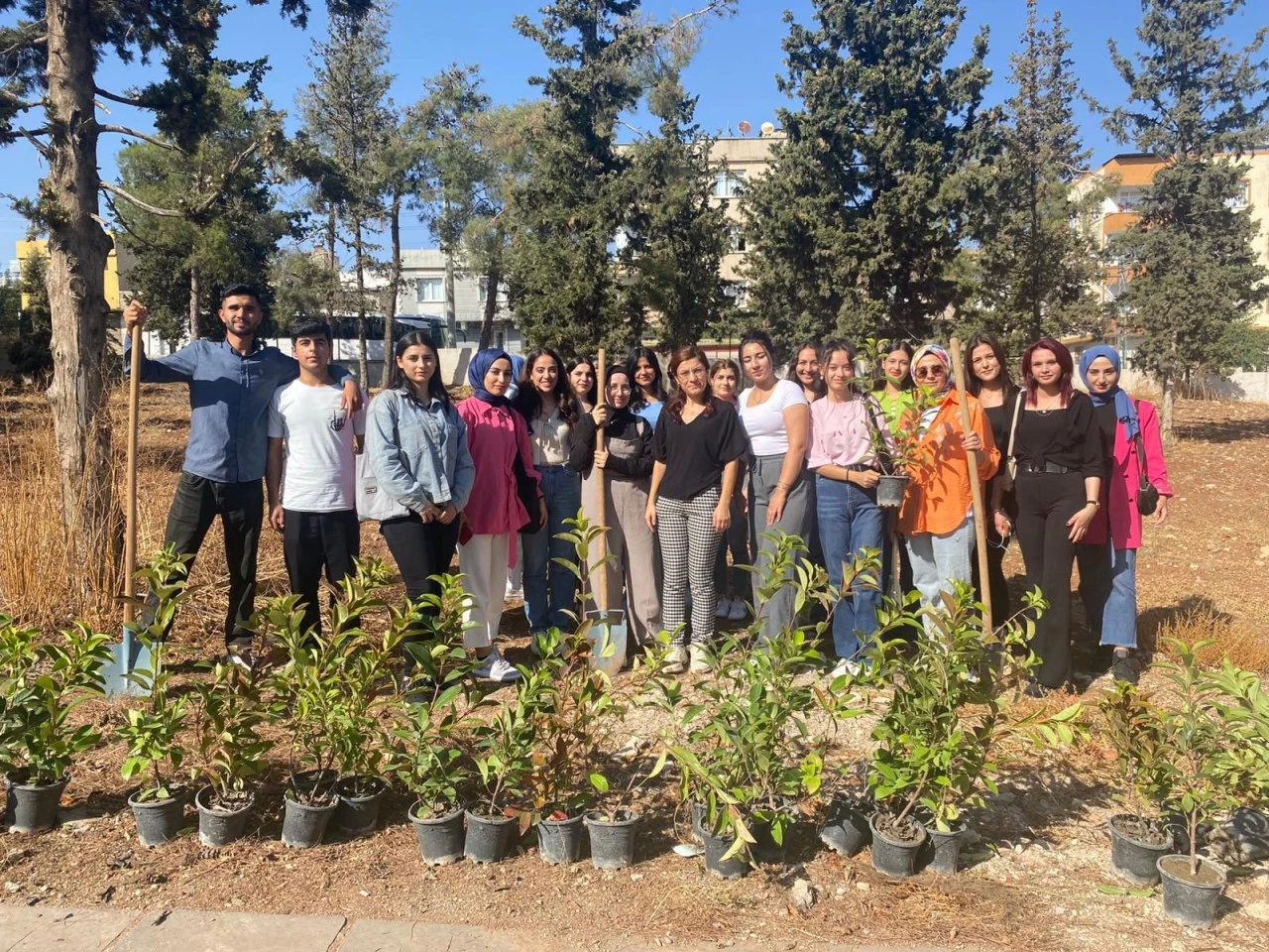 KİYÜ’de Fidan Dikme Etkinliği Gerçekleştirildi