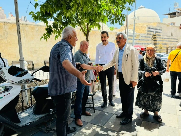 Meclis çalışmalarından fırsat buldu, hemşerileri ile kucaklaştı