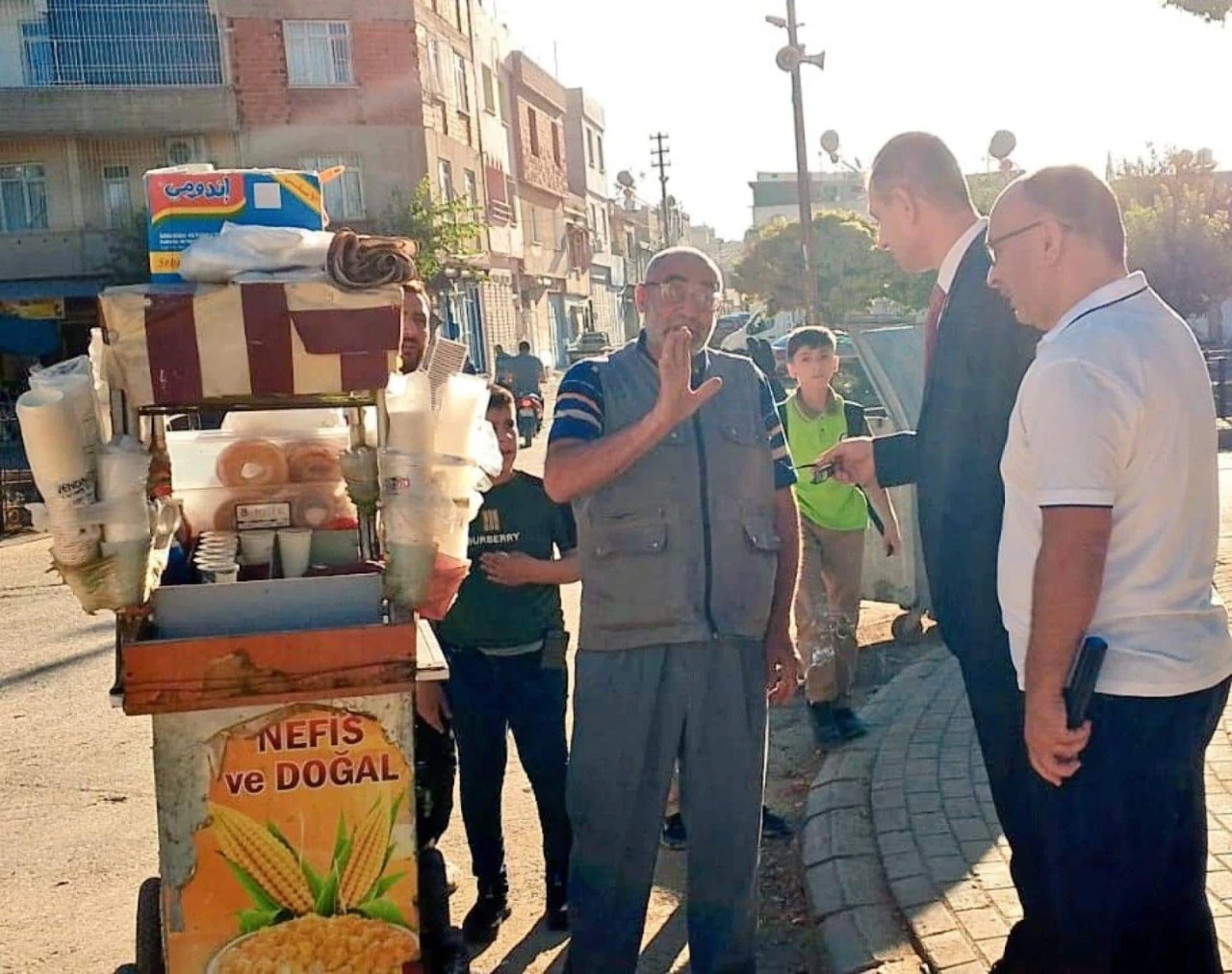 Okullar çevresindeki satıcılara uyarı