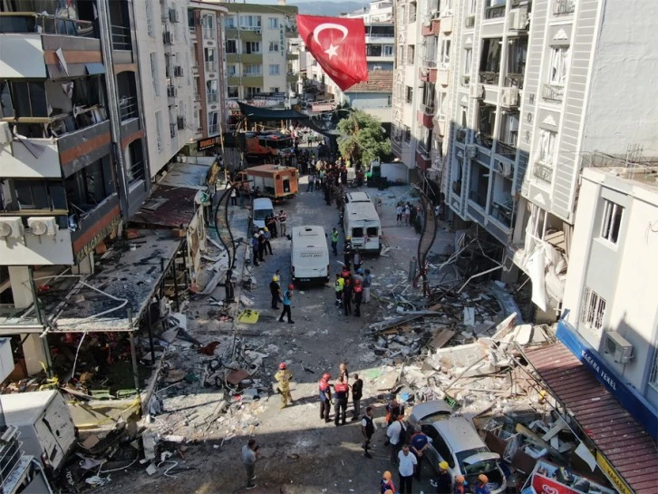 Patlamada 5 kişi öldü, 57 kişi yaralandı