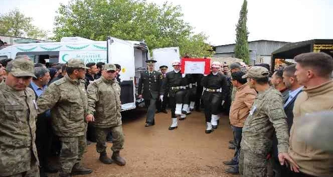 Şehit Mustafa Öztürk son yolculuğuna uğurlandı