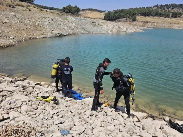 Serinlemek içi girdiği sulama kanalı mezarı oldu