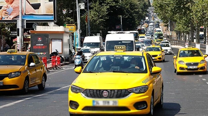 TAKSİLERDE YOL VE YOLCU SEÇME DEVRİ SONA ERECEK