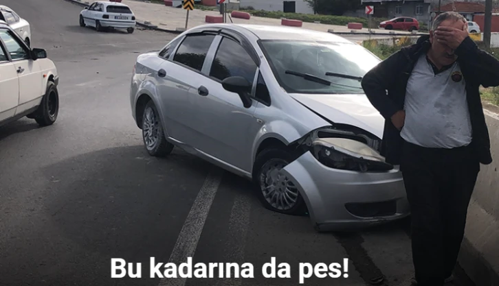 Yardıma diye geldikleri kazazedenin telefonunu çaldılar