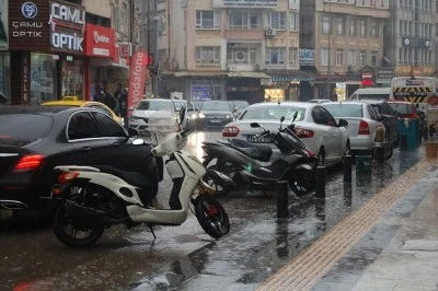 Çiftçilerin yağmur sevinci kısa sürdü(ÖZEL HABER)