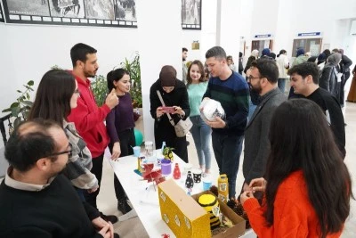   Çocuk Gözüyle Sanat&quot; Sergisi açıldı