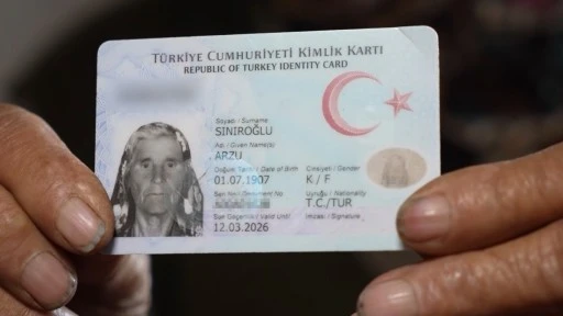 Cumhurbaşkanı Erdoğan hayranı Arzu nine, 117 yıllık ömrüne veda etti