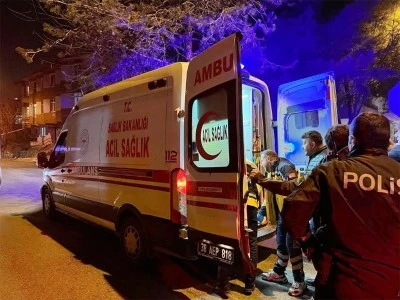 Düğünde iki grup arasında bıçaklı kavga: 1 yaralı