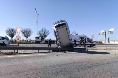 Fizik kurallarını sorgulatan trafik kazası!