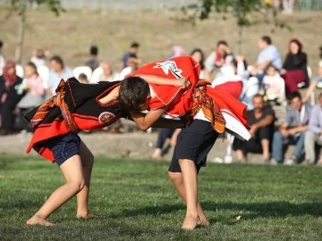 Gaziantep Aba Güreşine Ev Sahipliği Yapıyor