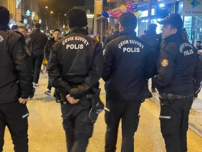 Geceleri Polis Kuş Uçurmuyor