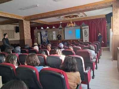 Kilis'te öğretmenlere siber güvenlik semineri düzenlendi