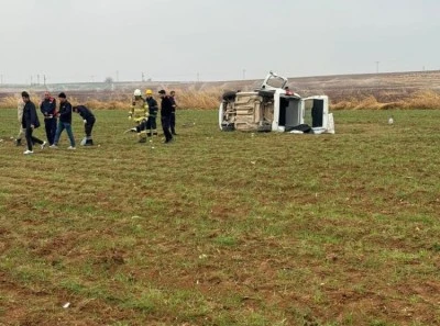 Kontrolden çıkan hafif ticari araç takla attı: 2 ölü, 4 yaralı