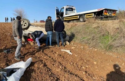 Kontrolden çıkan otomobil takla attı: 2 yaralı