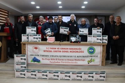  Organik Üzüm Yetiştiricilerine Hibe Destekli Ekipman Dağıtıldı