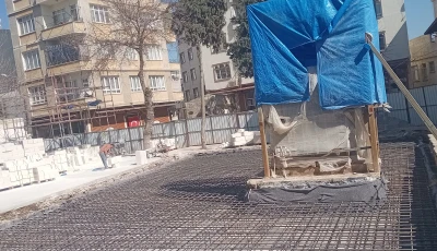 Tarihi caminin temel atma çalışmaları başladı